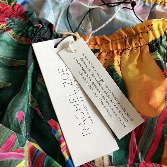 Nwt Rachel Zoe Women’s Tropical Butterfly 1/4 Sleeve Off shoulder Cropped Top L - Picture 16 of 16